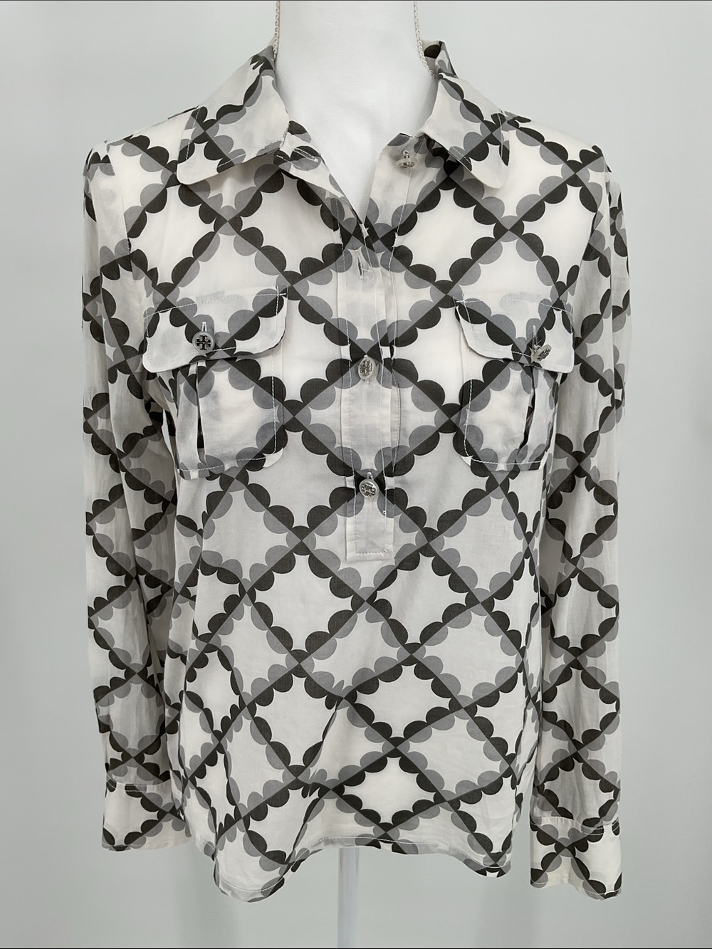 Tory Burch Logo Print Cotton Popover Utility Blouse Women’s 8 Gray White